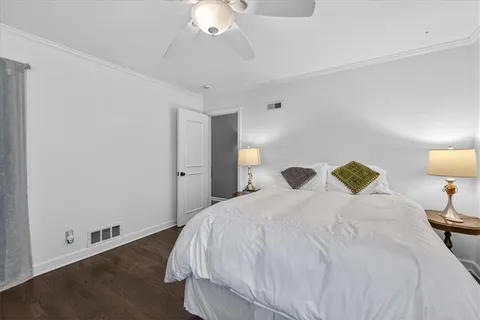 $1,650,000 | 6440 Overbrook Road, Mission Hills, KS 66208