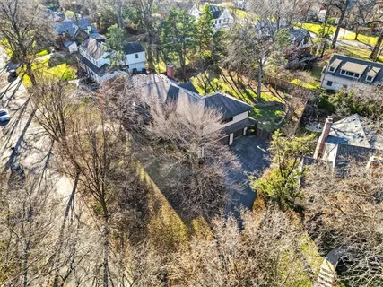 $1,650,000 | 6440 Overbrook Road, Mission Hills, KS 66208