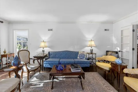 $1,650,000 | 6440 Overbrook Road, Mission Hills, KS 66208