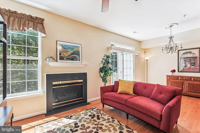 $450,000 | 1307 Windleaf Drive, Unit 139N, Reston, VA 20194