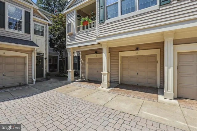 $450,000 | 1307 Windleaf Drive, Unit 139N, Reston, VA 20194