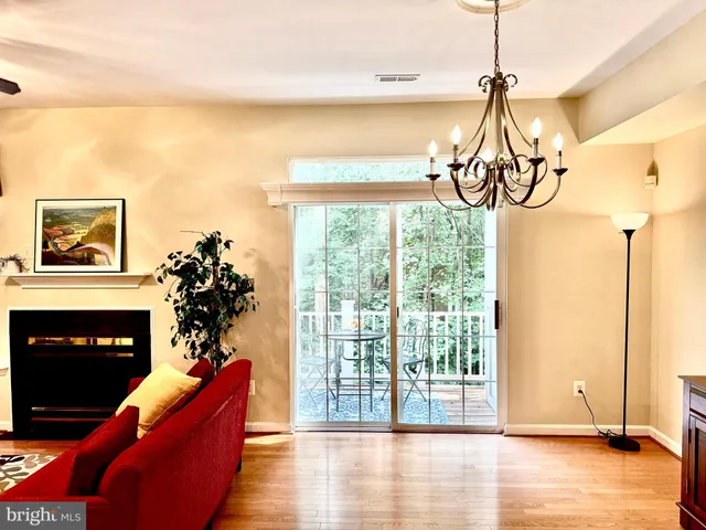 $450,000 | 1307 Windleaf Drive, Unit 139N, Reston, VA 20194