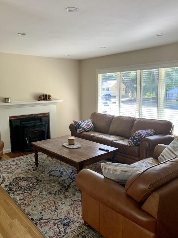 90 Rolling Acres Road Lunenburg, MA 01462 - Photo 12 of 25 Gallery Image 12