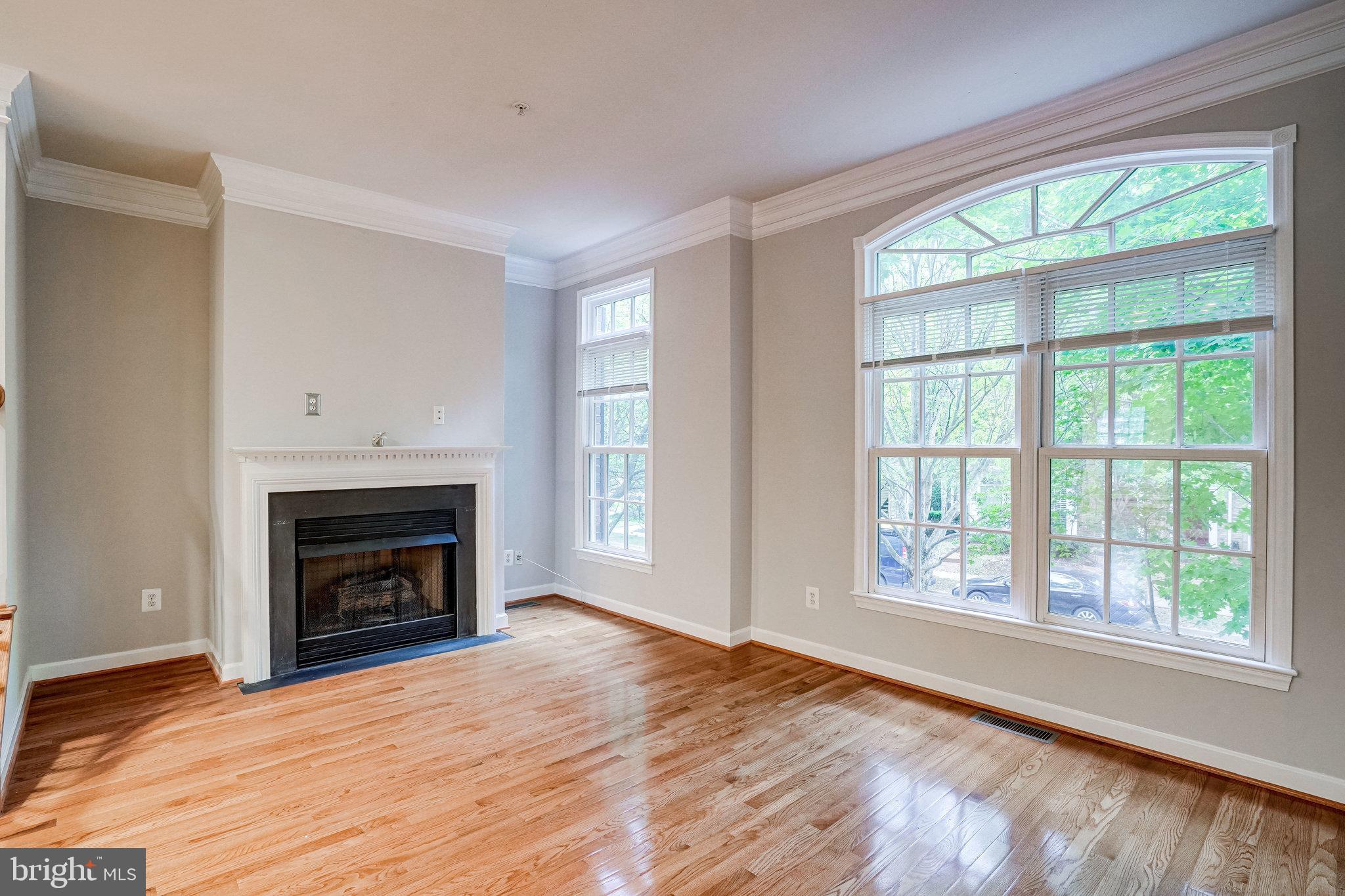 316 Fallsgrove Drive Rockville, MD 20850 - Photo 12 of 66