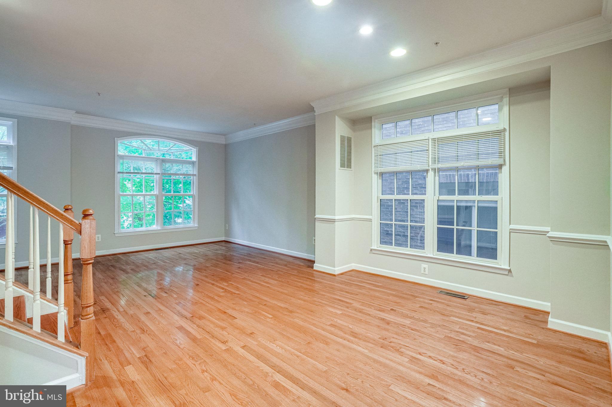 316 Fallsgrove Drive Rockville, MD 20850 - Photo 15 of 66