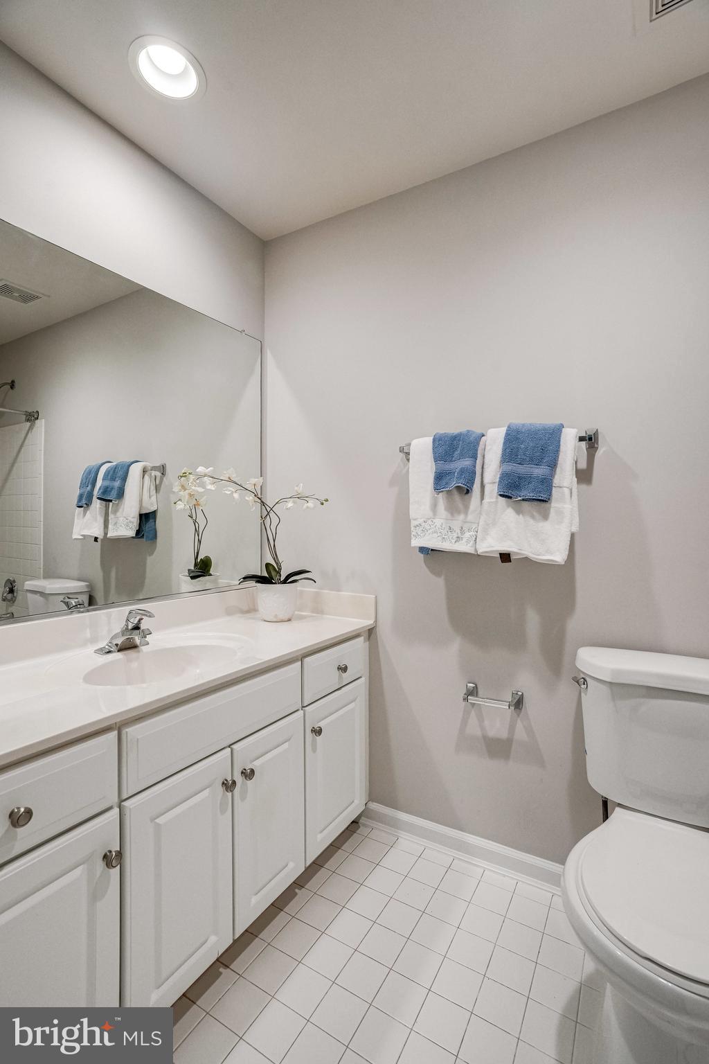 316 Fallsgrove Drive Rockville, MD 20850 - Photo 44 of 66