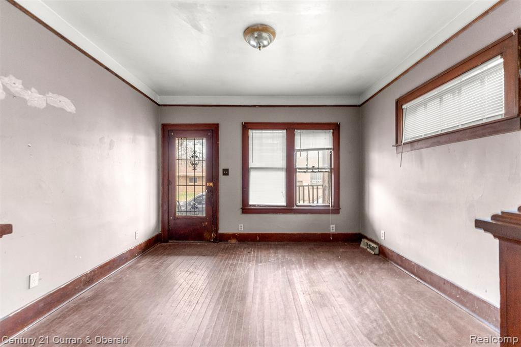 332 Goodell Street River Rouge, MI 48218 - Photo 3 of 16