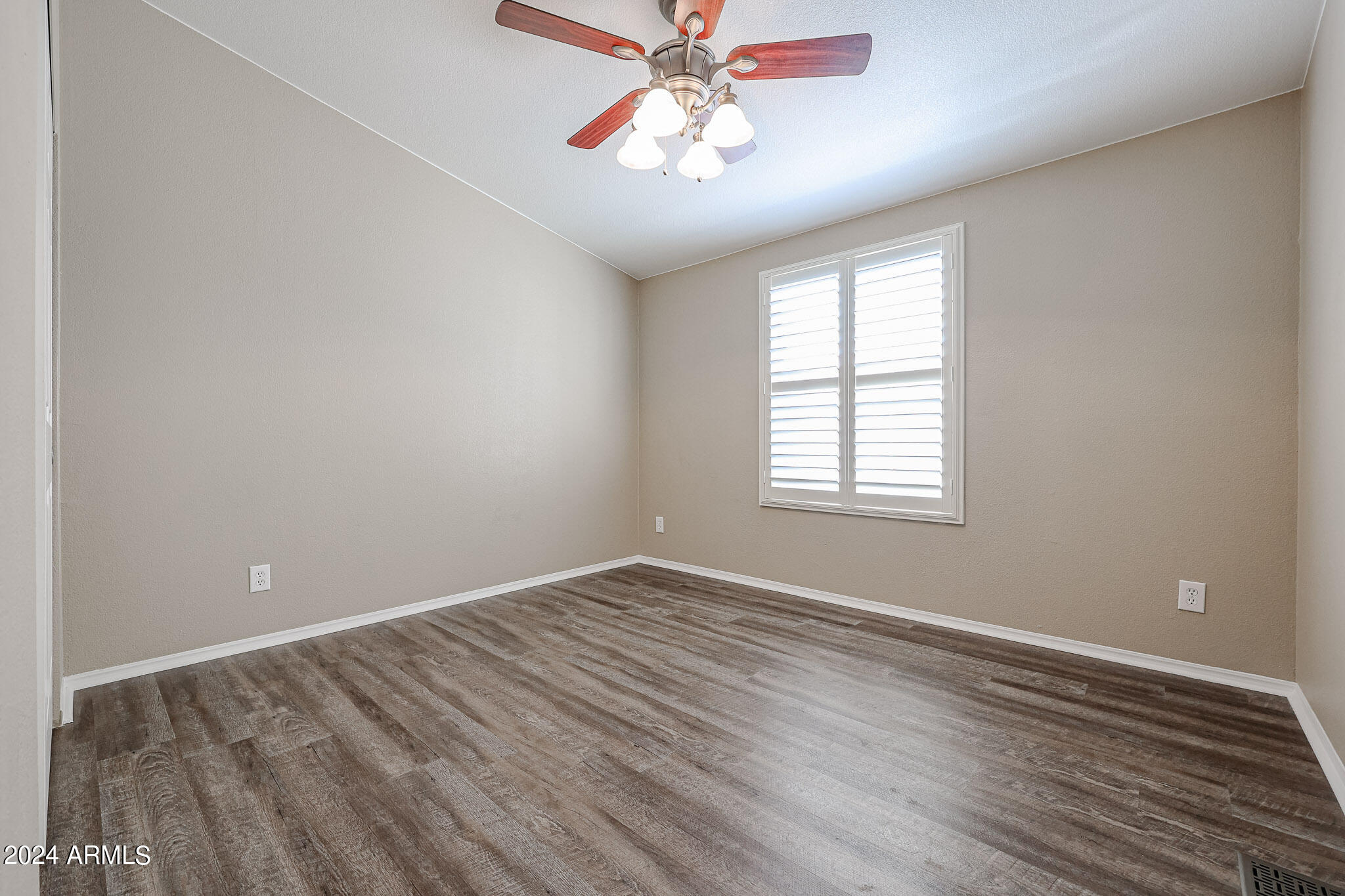 3901 East Pinnacle Peak Road, Unit 171 Phoenix, AZ 85050 - Photo 10 of 24 B (14)