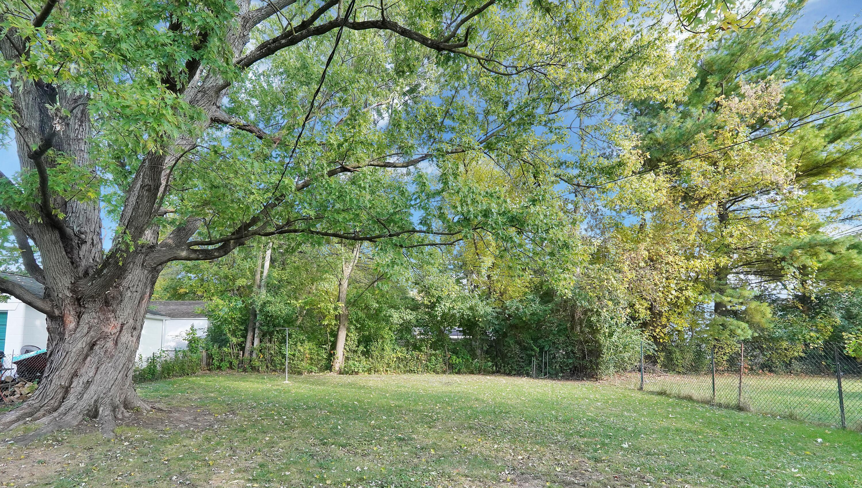 3760 Eisenhower Road Columbus, OH 43224 - Photo 18 of 18 DSC09487-2