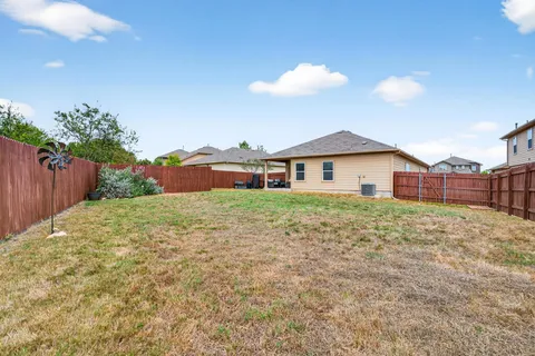 $279,900 | 131 Coleto Creek Loop, Kyle, TX 78640