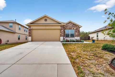 $279,900 | 131 Coleto Creek Loop, Kyle, TX 78640