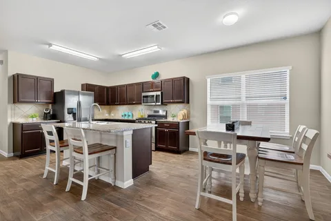 $279,900 | 131 Coleto Creek Loop, Kyle, TX 78640