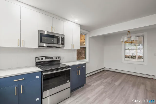 $2,800 | 93 Sunnyside Avenue, Watertown, CT 06779