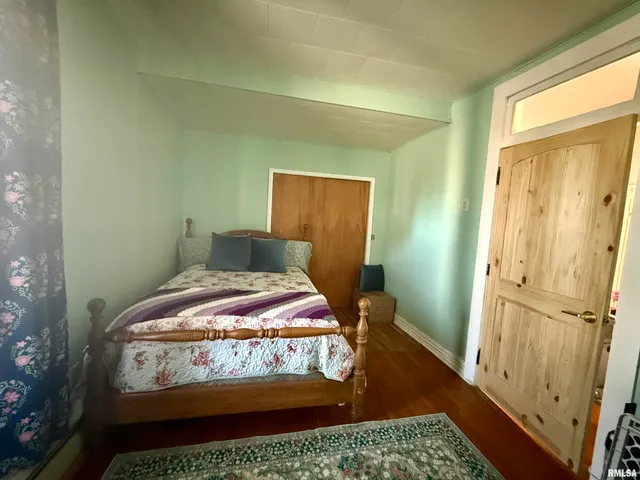 $88,900 | 206 East South Street, Perry, IL 62362