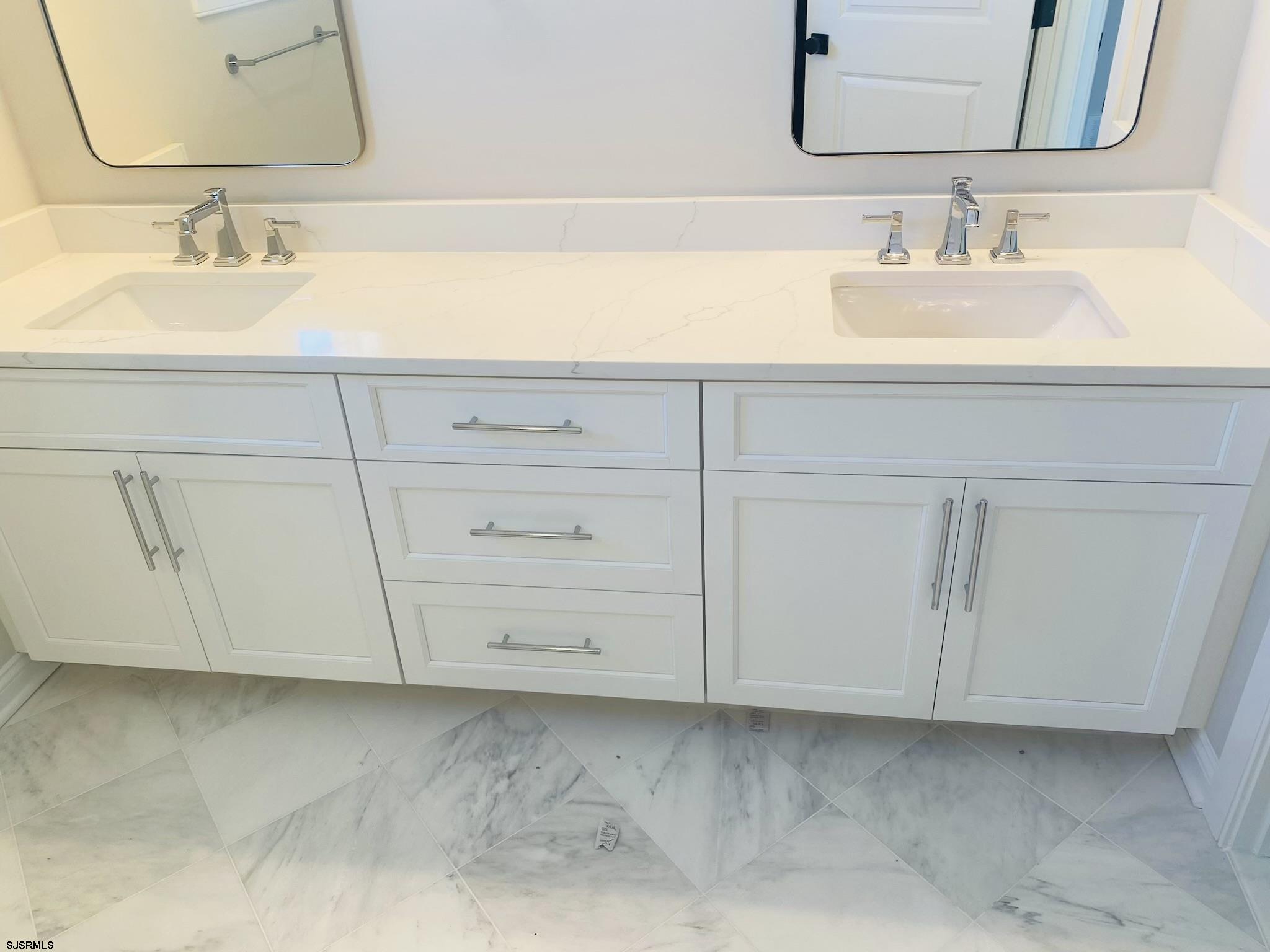 2425 Harbor Avenue, Unit 2425 Avalon, NJ 08202 - Photo 13 of 47