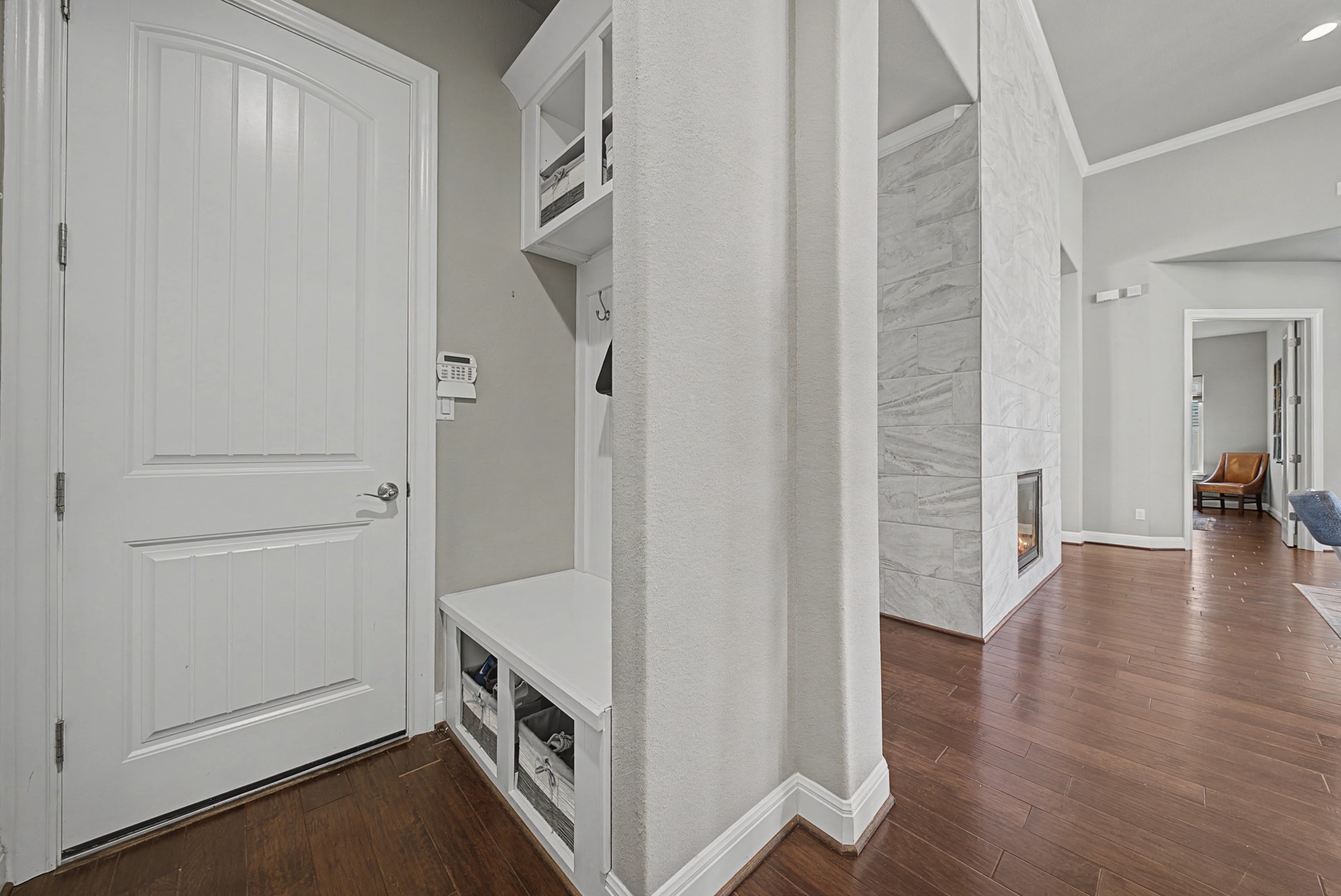 16024 La Rosa Drive Bee Cave, TX 78738 - Photo 20 of 39 This mudroom drop zone is at the garage entry for easy access to your keys and coats.