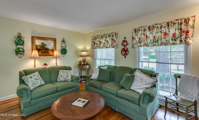 $264,000 | 5348 Venetian Way, Jackson, MS 39211