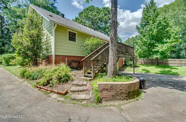 $264,000 | 5348 Venetian Way, Jackson, MS 39211