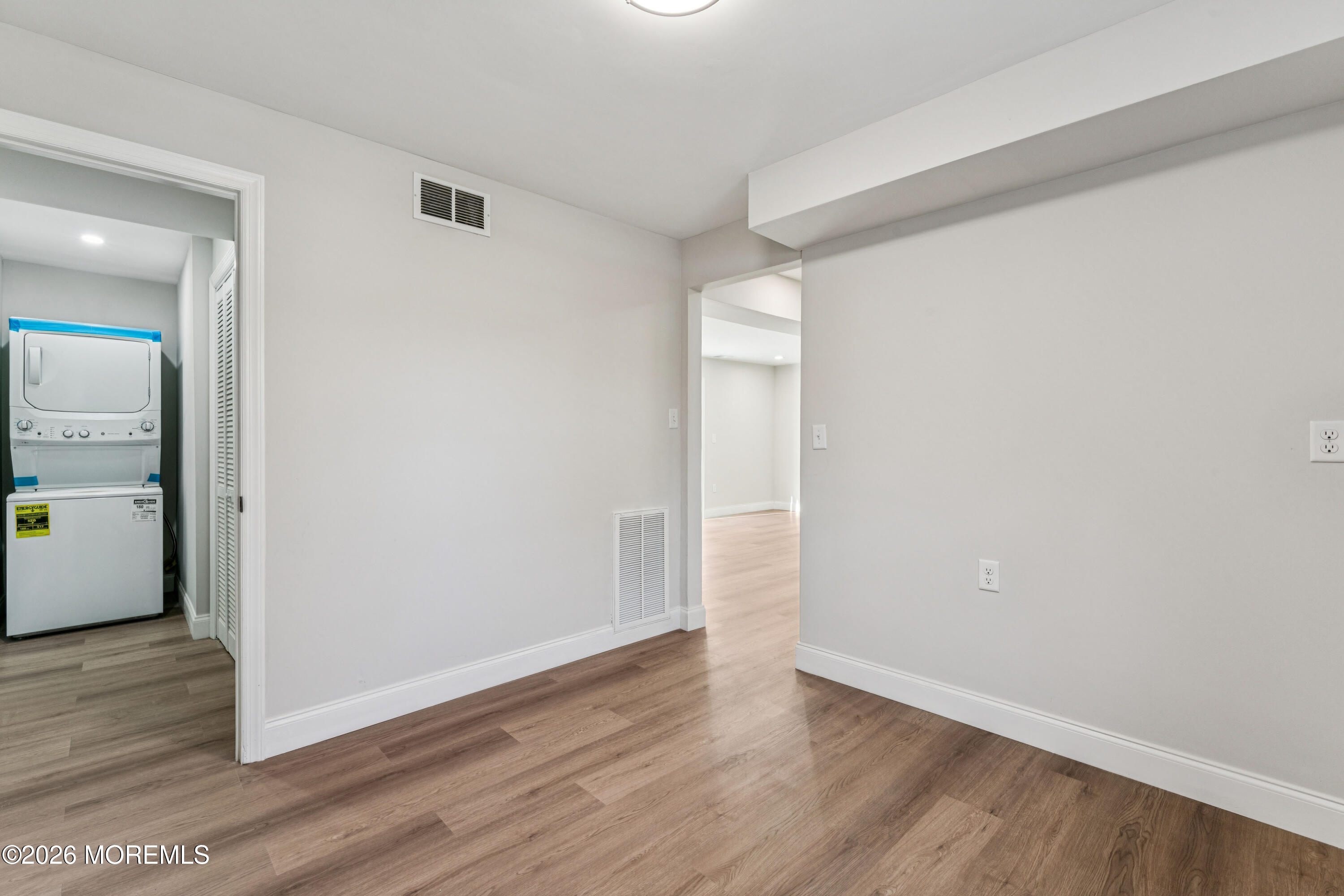886 Raleigh Drive Toms River, NJ 08753 - Photo 29 of 43 photos_high_resolution_196Hommati