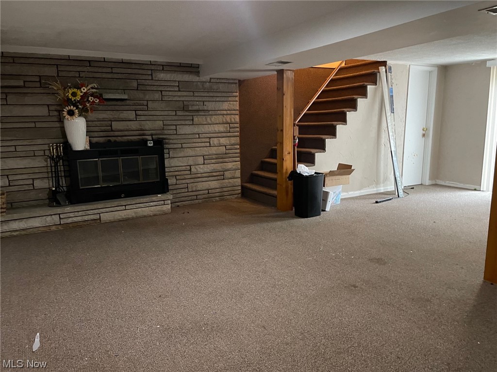 402 Summit Road Marietta, OH 45750 - Photo 23 of 24 Family Room