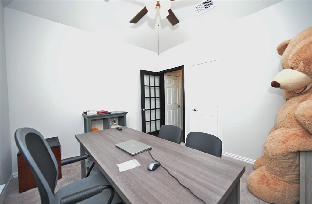 1802 Ranch View Drive Cedar Hill, TX 75104 - Photo 28 of 40 a workspace with furniture and window
