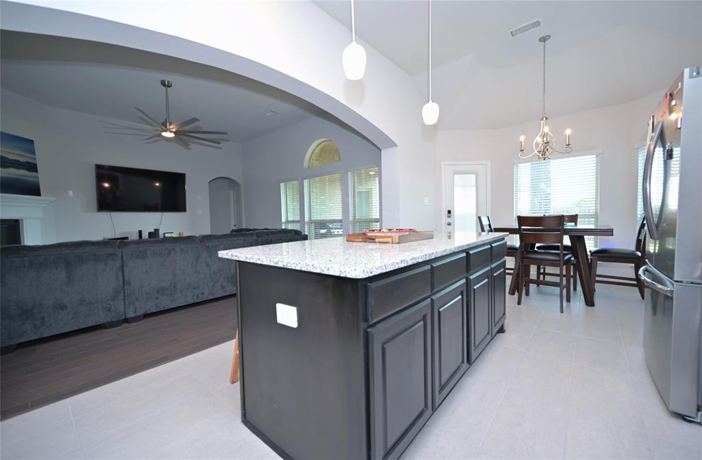 1802 Ranch View Drive Cedar Hill, TX 75104 - Photo 8 of 40