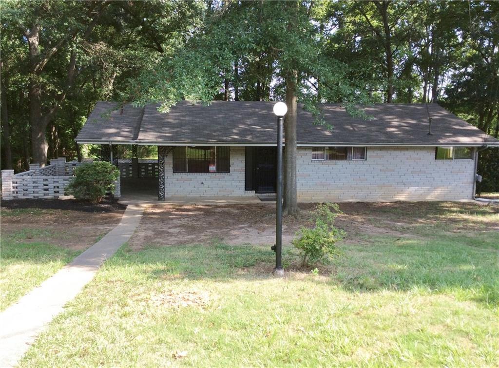 2731 Treadway Drive Decatur, GA 30034 - Photo 1 of 1 Traditional Ranch with Miami Stone Exterior