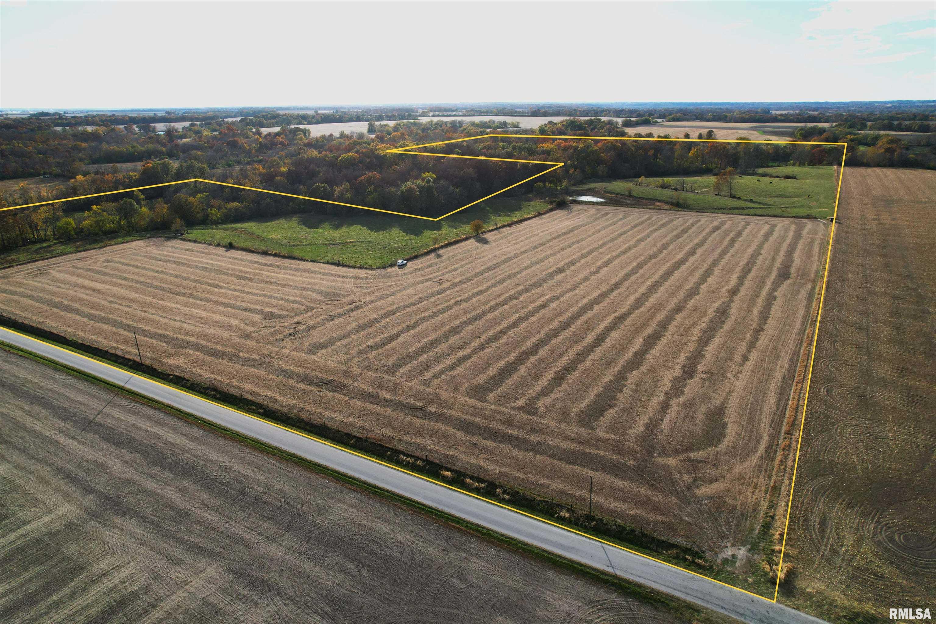 1380 E Road Kane, IL 62054 - Photo 2 of 14