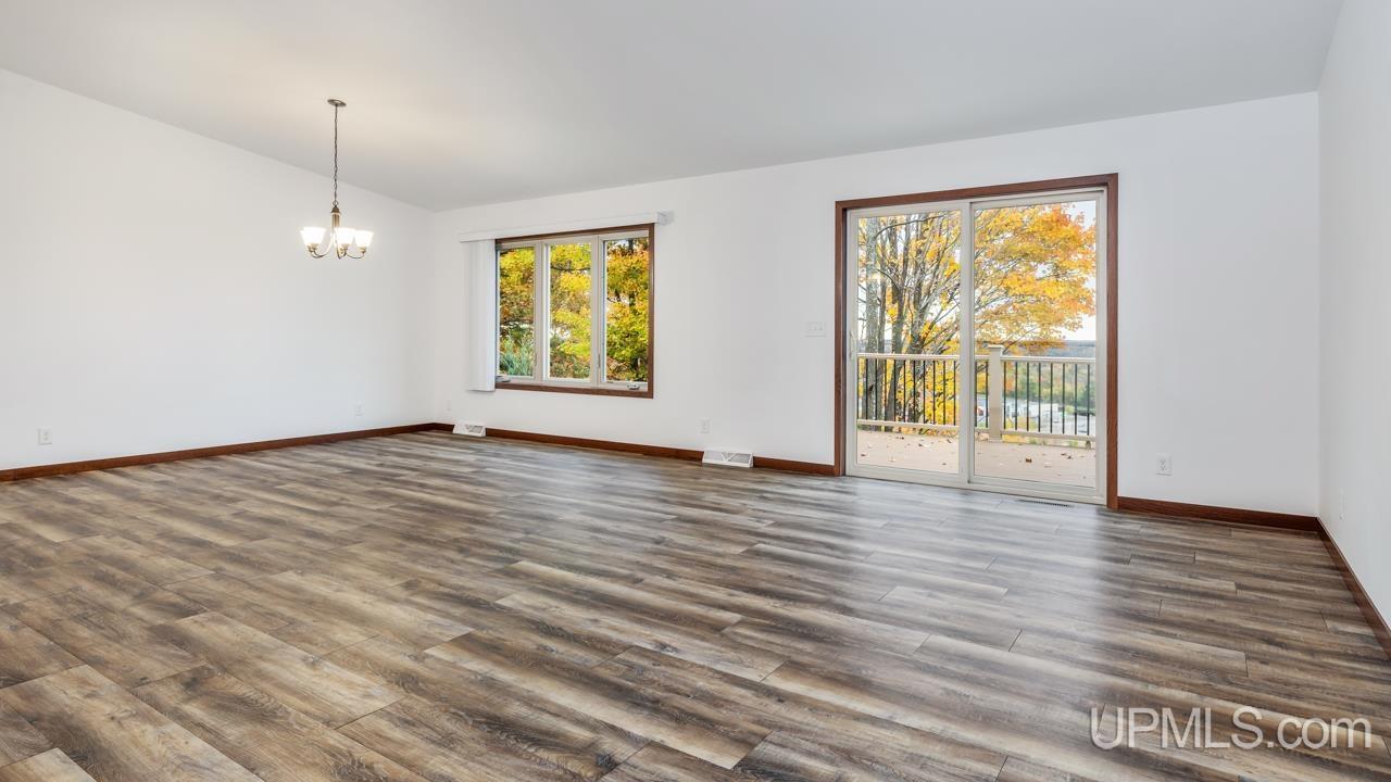1263 Timber Ridge Road Iron Mountain, MI 49801 - Photo 3 of 29