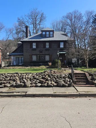 $220,000 | 705 Laughlin Avenue, Aliquippa, PA 15001