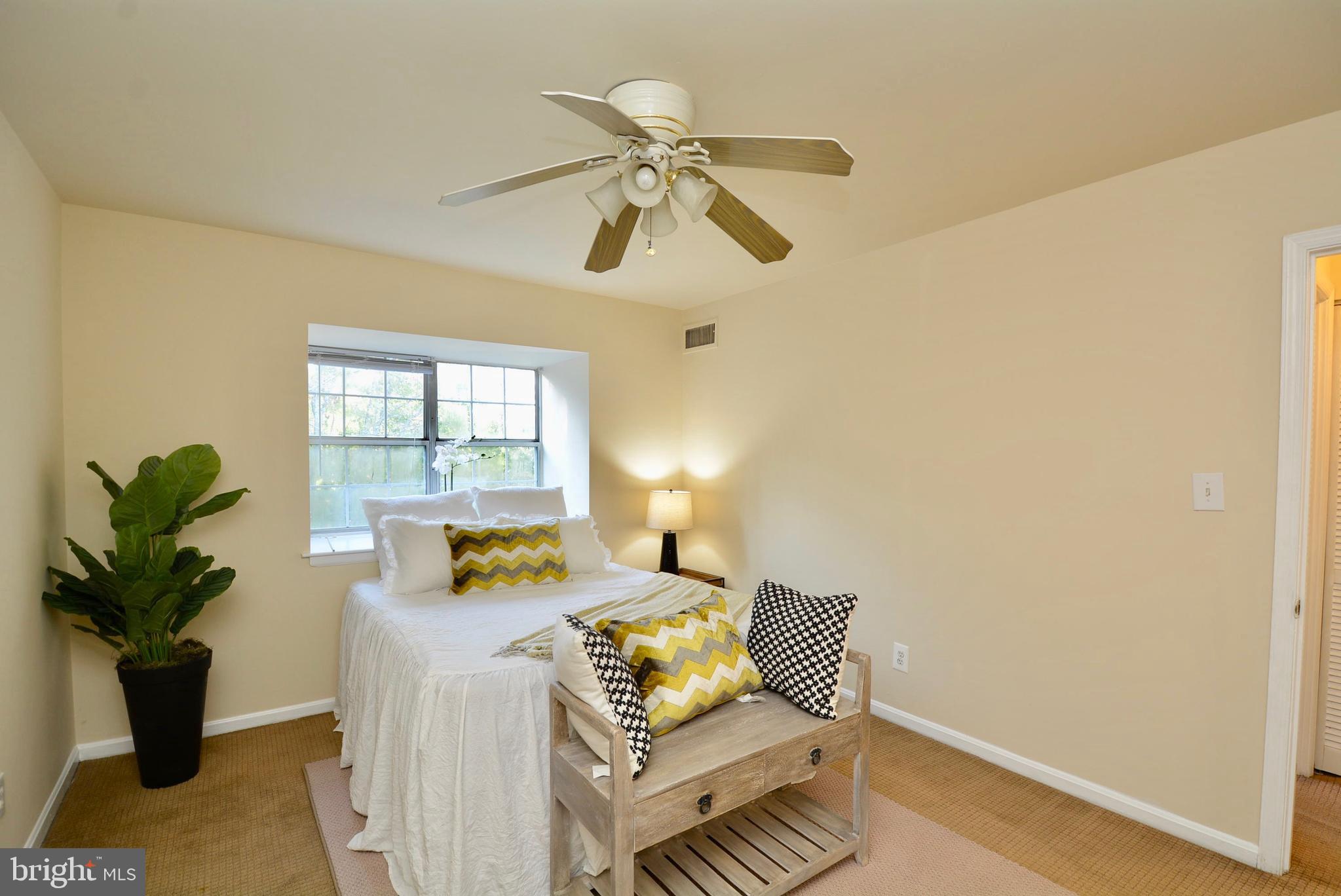 5920 Cove Landing Road, Unit 302 Burke, VA 22015 - Photo 26 of 45 Bedroom