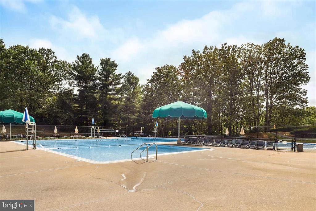 5920 Cove Landing Road, Unit 302 Burke, VA 22015 - Photo 36 of 45 Community