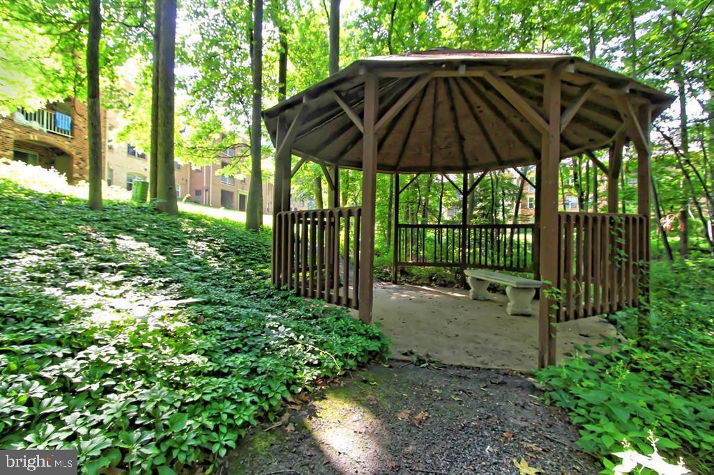 5920 Cove Landing Road, Unit 302 Burke, VA 22015 - Photo 43 of 45 Community
