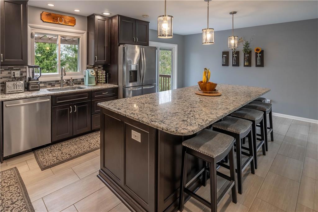 161 Froebe Road Venetia, PA 15367 - Photo 8 of 25 Kitchen 161 Froebe Rd