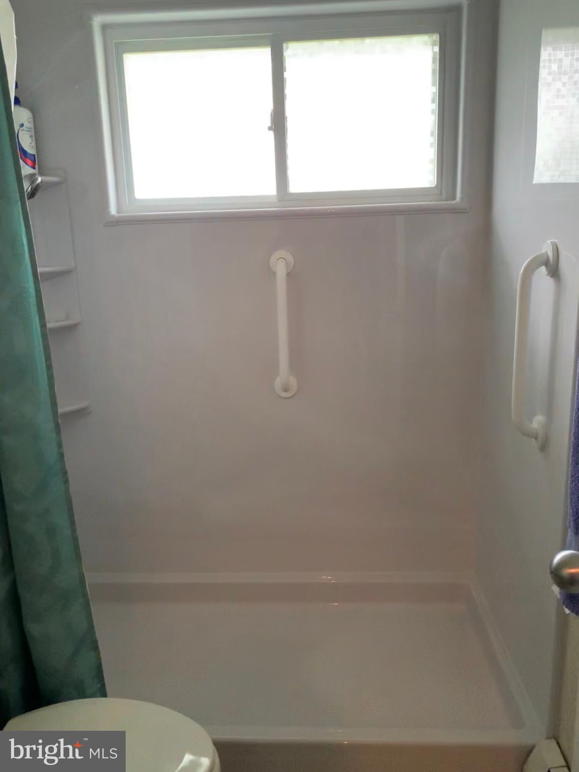 52 Queen Lily Road Levittown, PA 19057 - Photo 17 of 42 1st floor bath