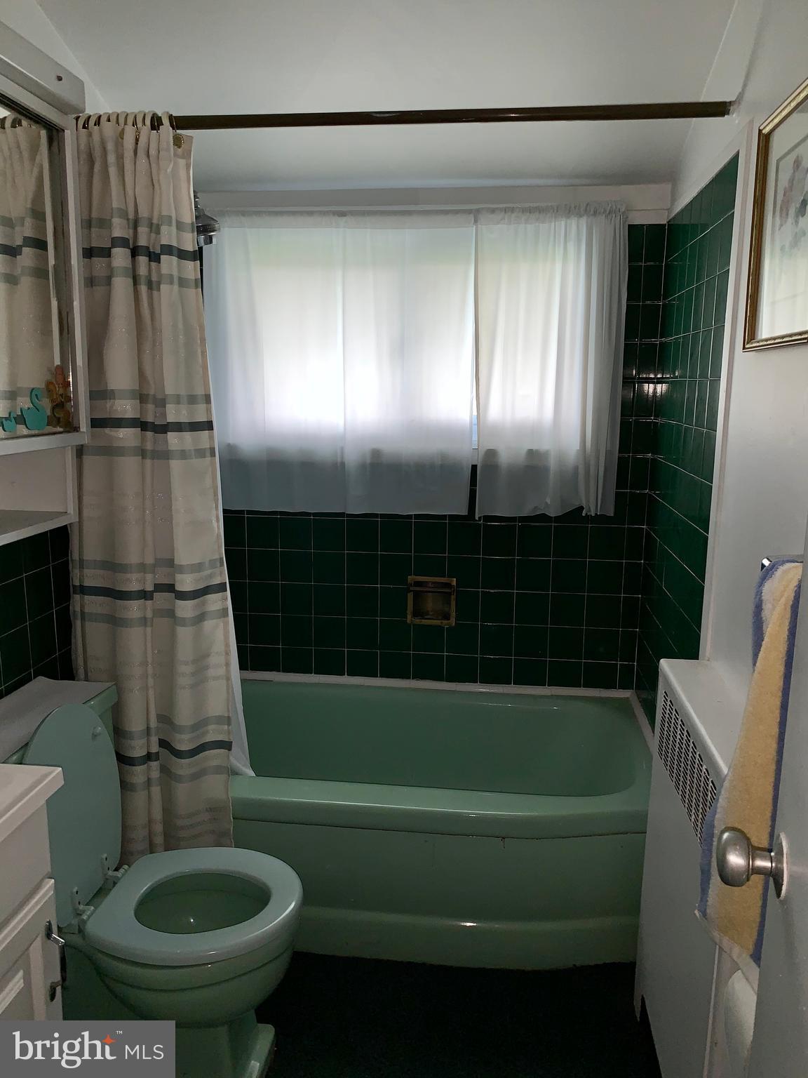 52 Queen Lily Road Levittown, PA 19057 - Photo 30 of 42 Gallery Image 30