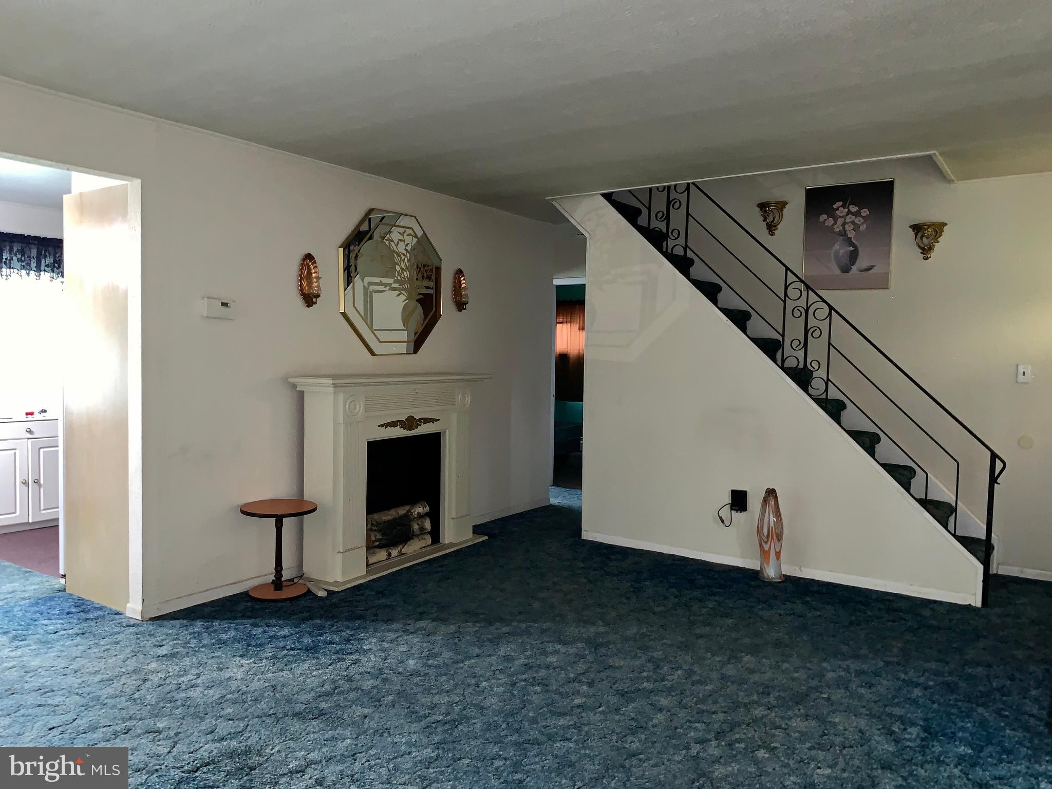 52 Queen Lily Road Levittown, PA 19057 - Photo 5 of 42 Gallery Image 5