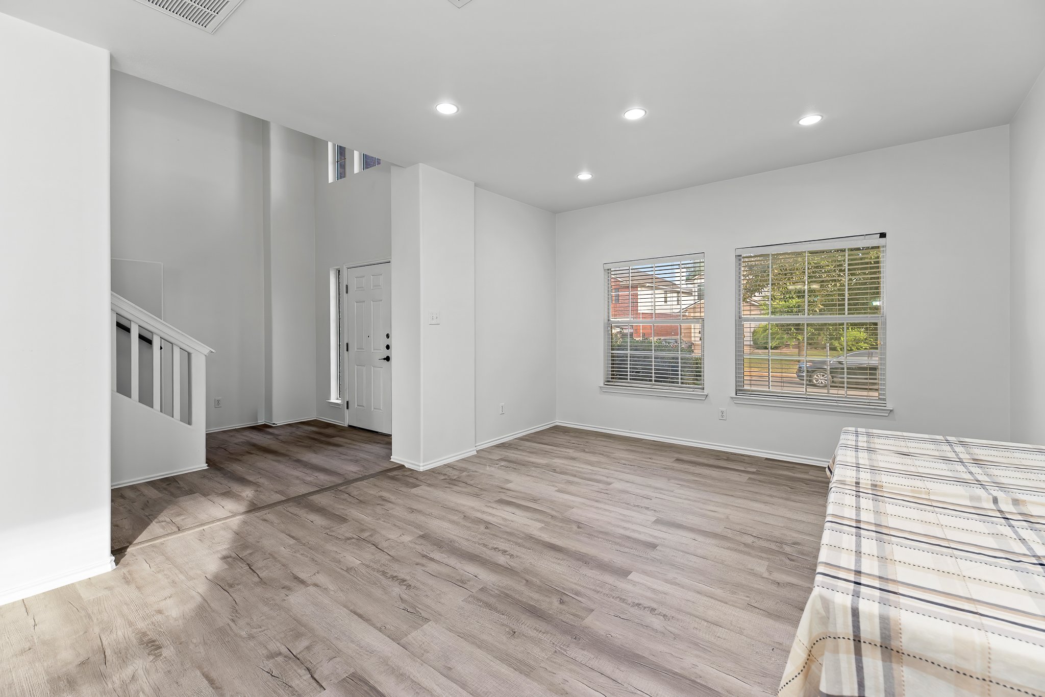 6700 Tulloch Way Austin, TX 78754 - Photo 9 of 39 a view of an empty room with a window