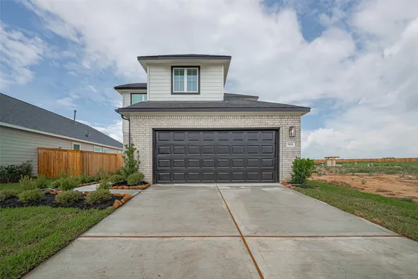 $319,990 | 304 Palero Path, Brookshire, TX 77423