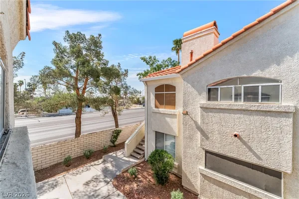 $1,395 | 4320 West Lake Mead Boulevard, Unit 201, Las Vegas, NV 89108