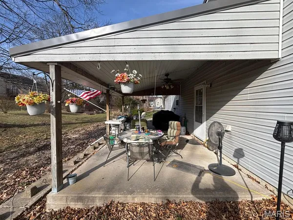 $159,000 | 43677 Blue Lagoon Drive, Monroe City, MO 63456