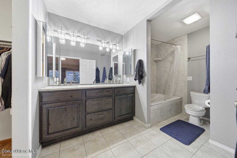 7722 West Clemetson Road Coeur D'Alene, ID 83814 - Photo 22 of 53 Master Suite