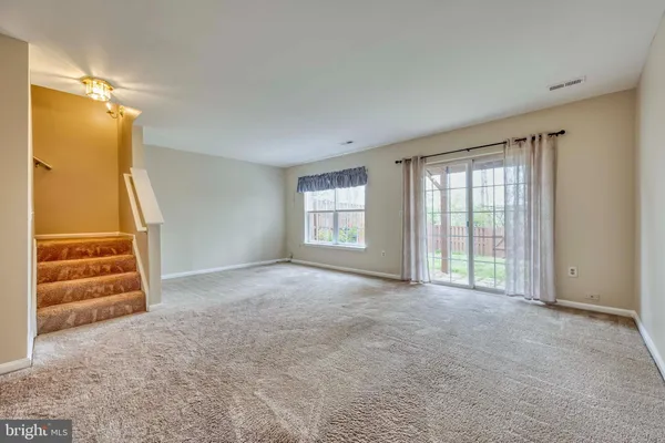 $2,800 | 10314 Butternut Circle, Manassas, VA 20110