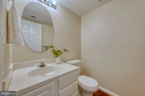 $2,800 | 10314 Butternut Circle, Manassas, VA 20110