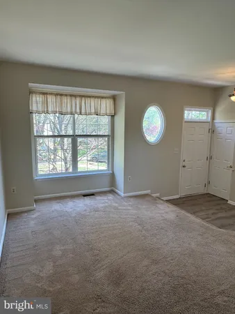 $2,800 | 10314 Butternut Circle, Manassas, VA 20110