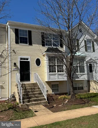 $2,800 | 10314 Butternut Circle, Manassas, VA 20110