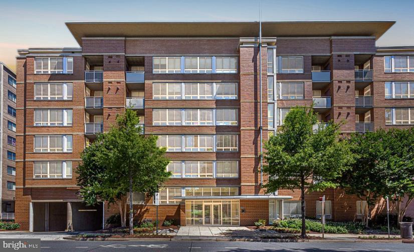 355 I Street Southwest, Unit 601 Washington, DC 20024 - Photo 1 of 1