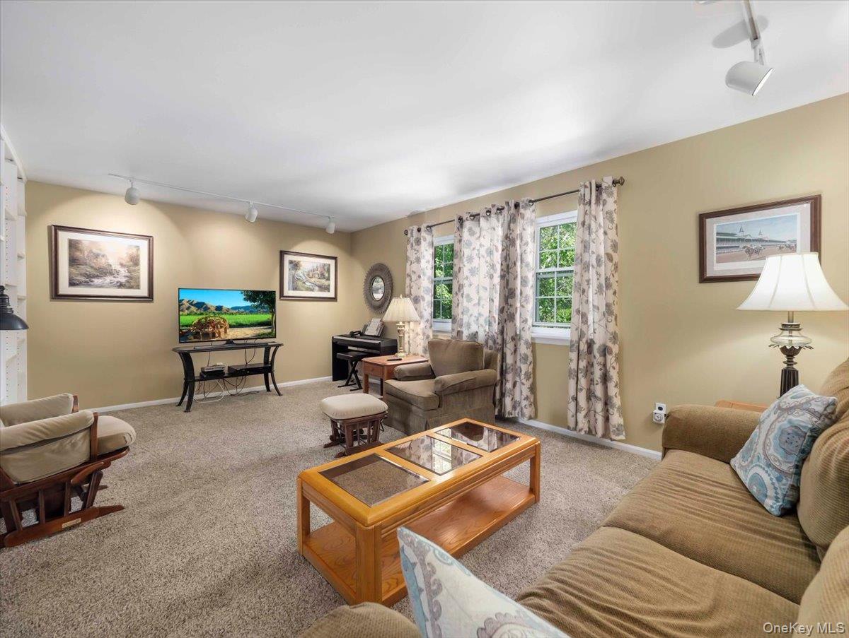 80 Bon Aire Circle, Unit R12 Suffern, NY 10901 - Photo 13 of 21