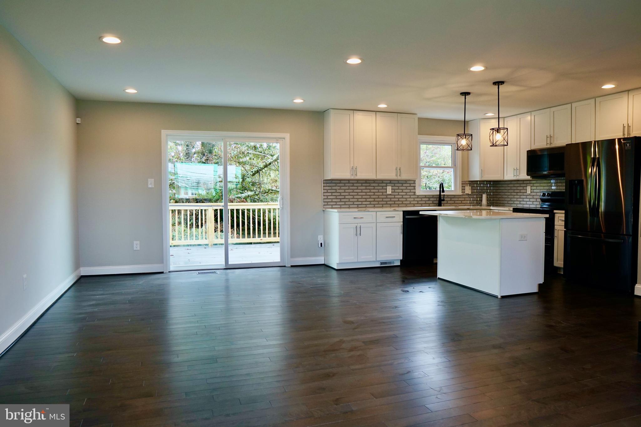 11602 Piscataway Road Clinton, MD 20735 - Photo 3 of 25 Gallery Image 3