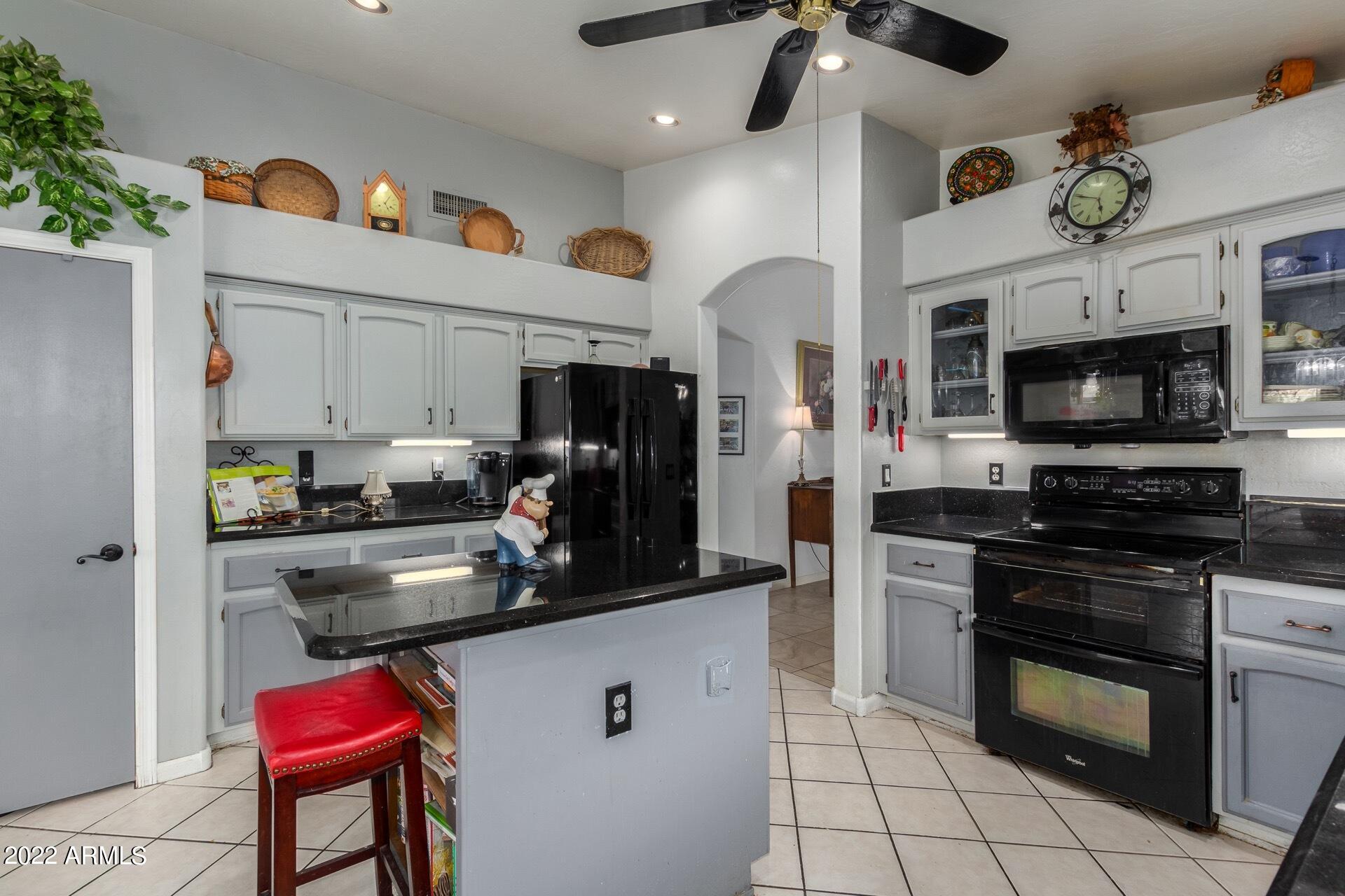 1081 North Monterey Street Gilbert, AZ 85233 - Photo 13 of 41 0013-Monterey-13